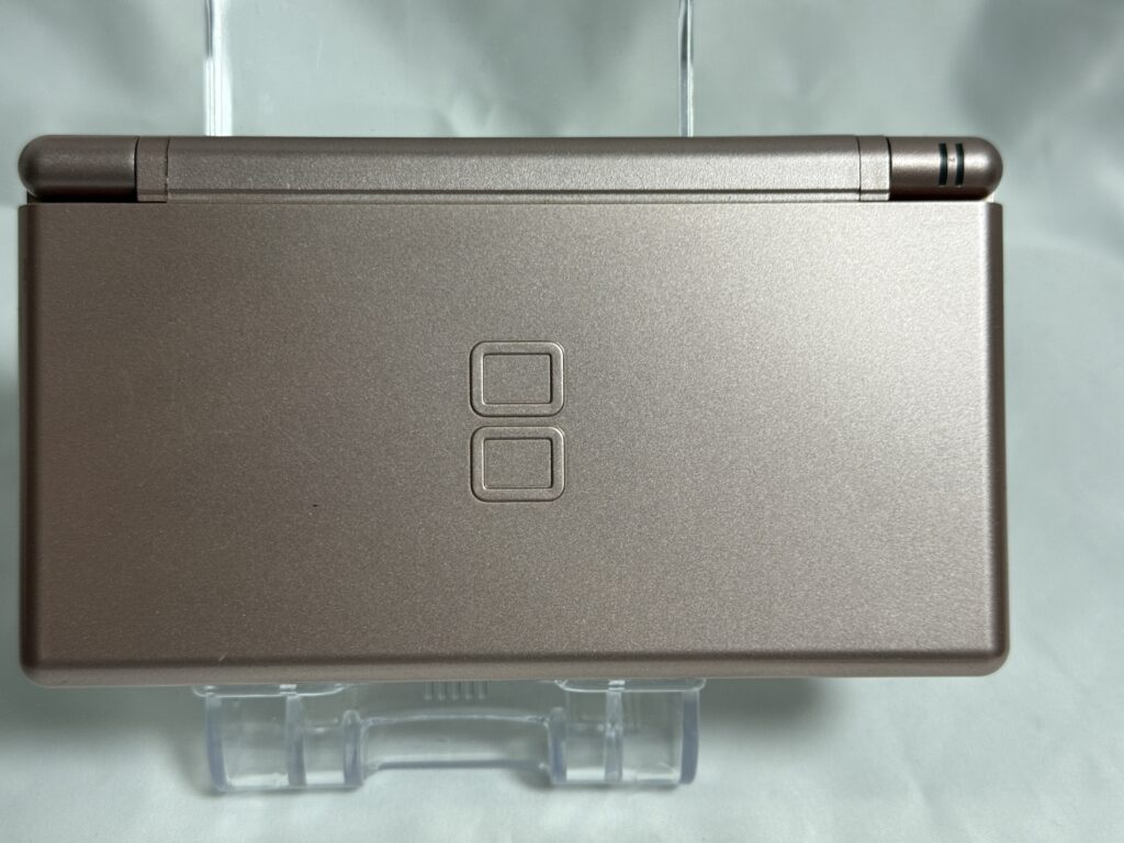 ニンテンドー DS Lite メタリックロゼ