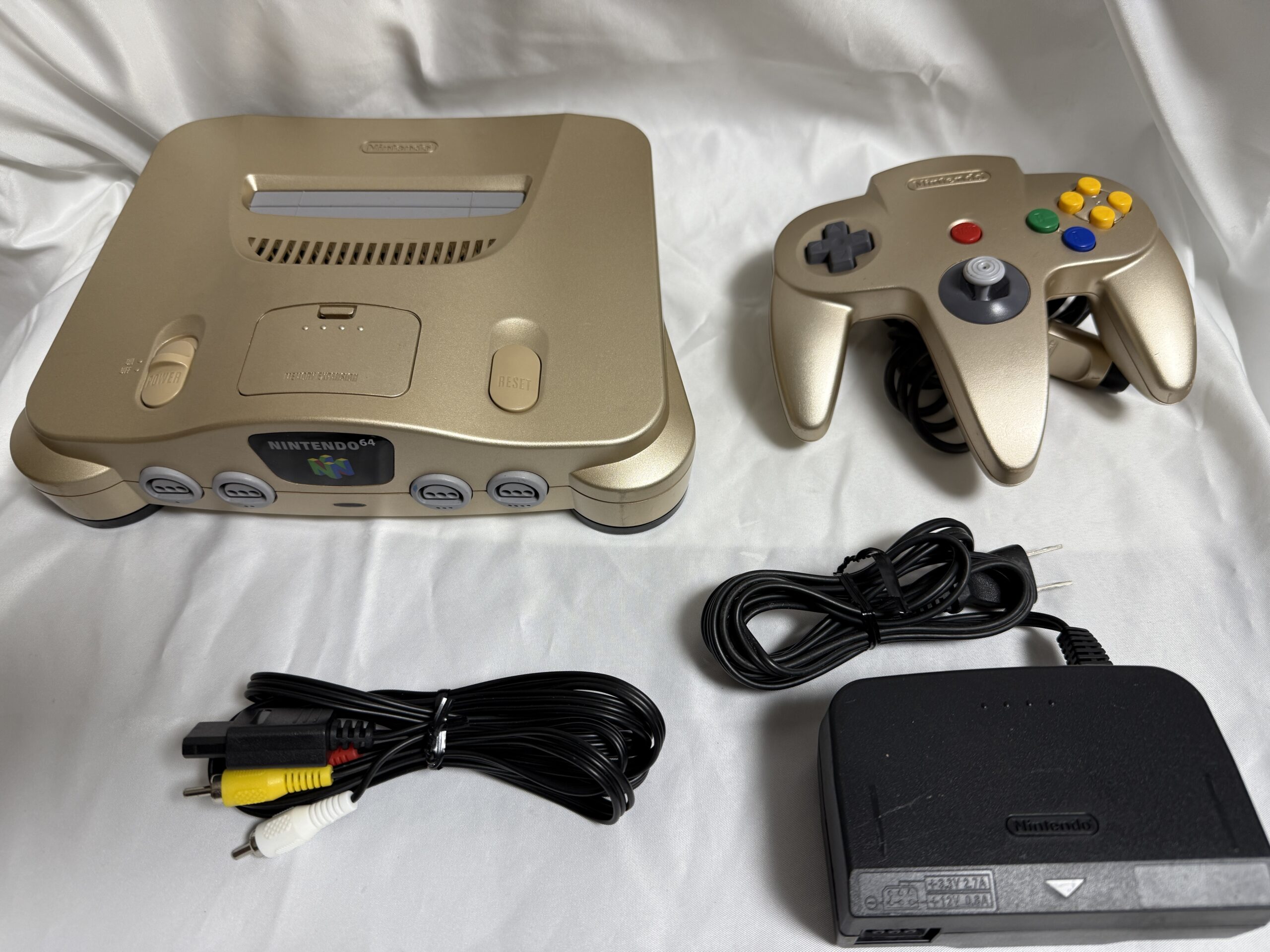 Nintendo64 ゴールド 本体 任天堂